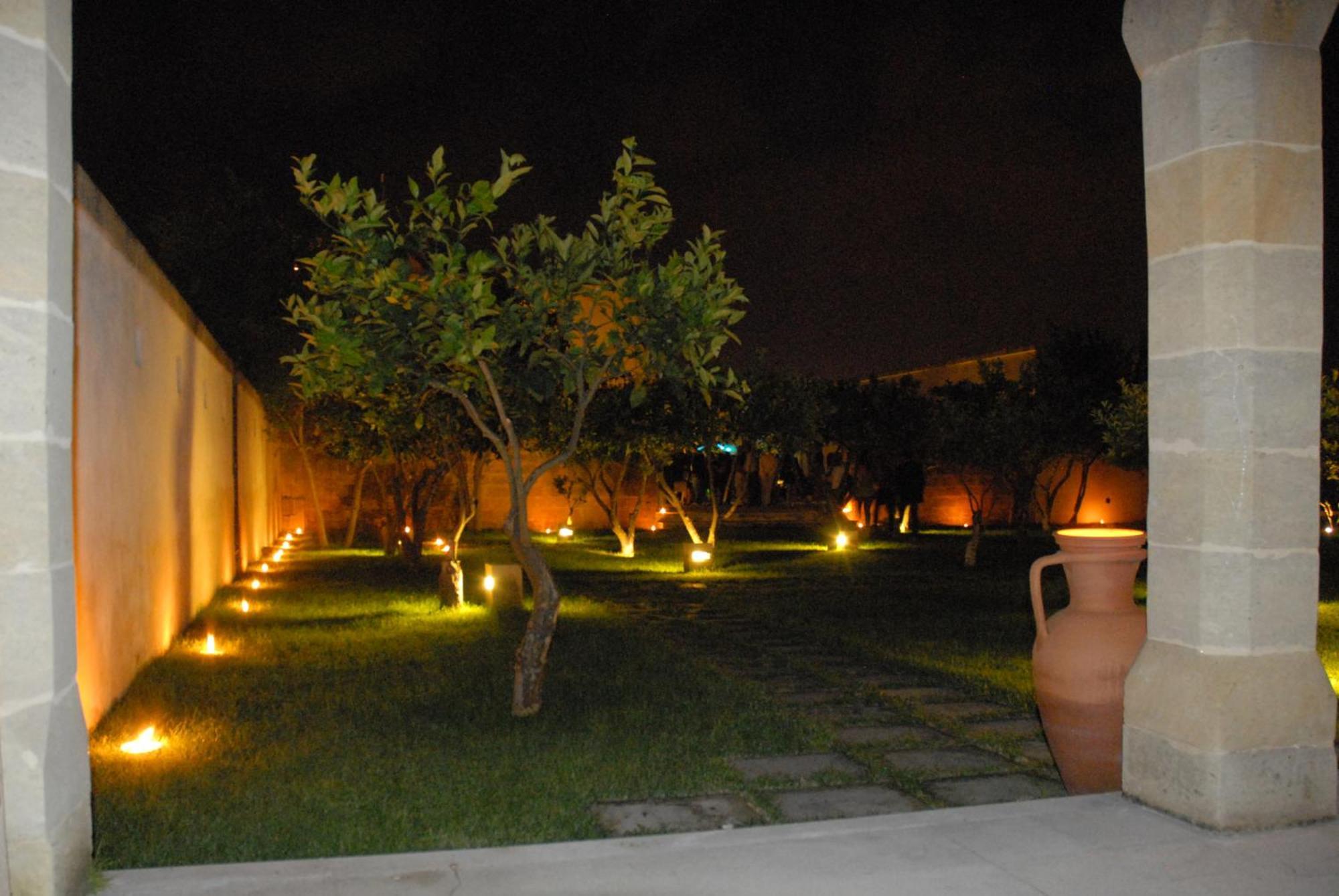 Masseria Li Campi Cavallino di Lecce Bagian luar foto