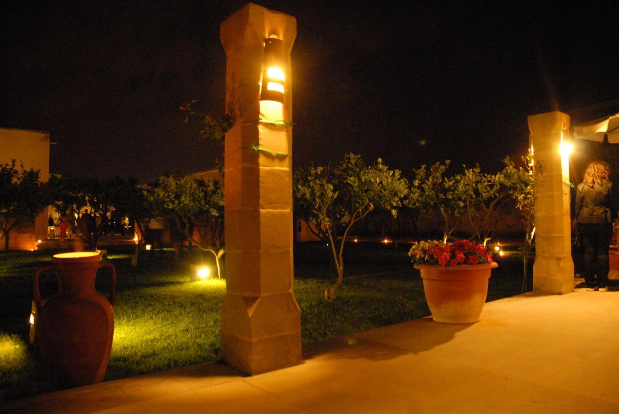 Masseria Li Campi Cavallino di Lecce Bagian luar foto