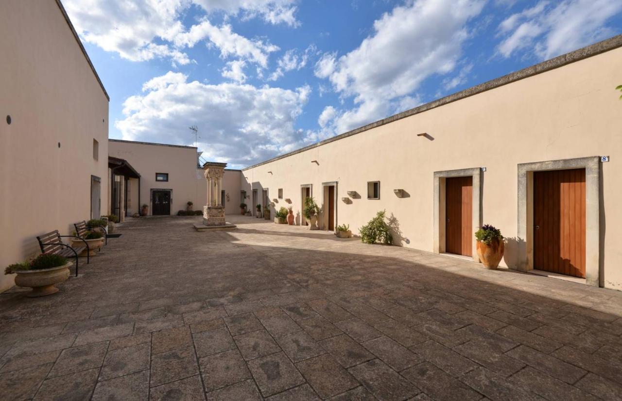Masseria Li Campi Cavallino di Lecce Bagian luar foto